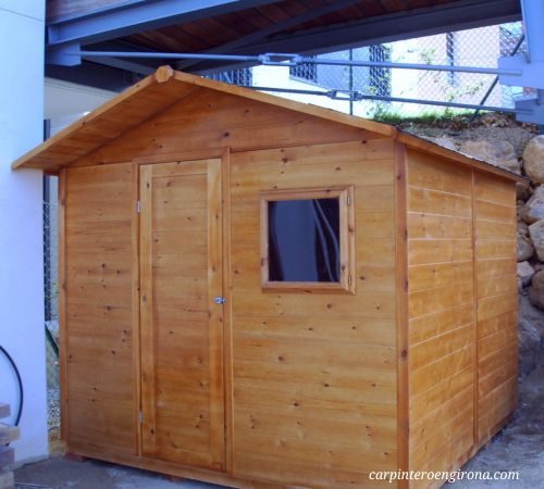 Casetas de madera para jardín hechas a medida en Girona con instalación incluida